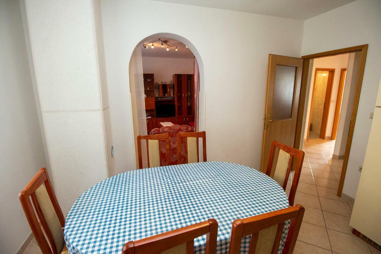Apartmani Vrljicak Omiš Exterior foto