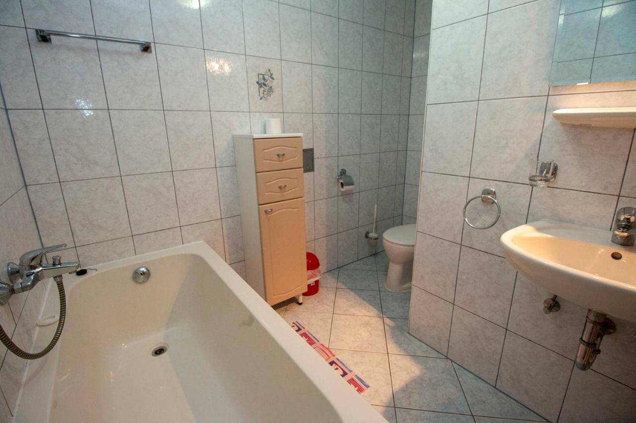 Apartmani Vrljicak Omiš Exterior foto